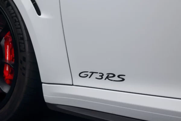 Porsche GT3RS 991 Blanche LV Motors & Legends