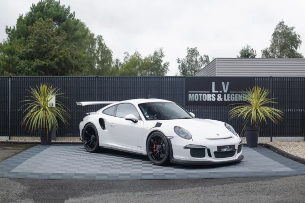 Porsche GT3RS 991 Blanche LV Motors & Legends
