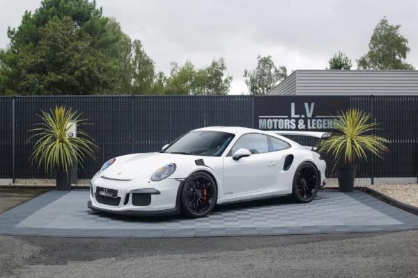 Porsche GT3RS 991 Blanche LV Motors & Legends