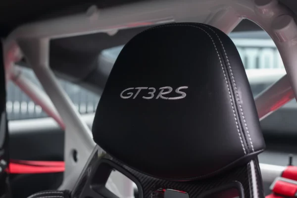Porsche GT3RS 991 Blanche LV Motors & Legends