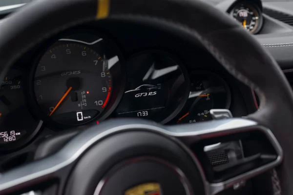 Porsche GT3RS 991 Blanche LV Motors & Legends
