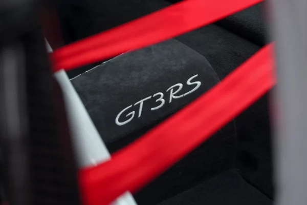 Porsche GT3RS 991 Blanche LV Motors & Legends