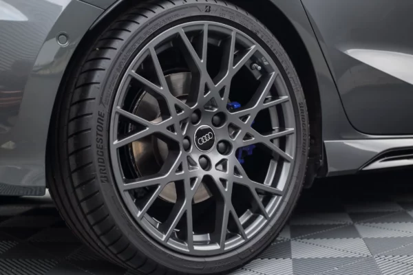 Audi RS3 8y Sportback Performance 407ch LV Motors & Legends