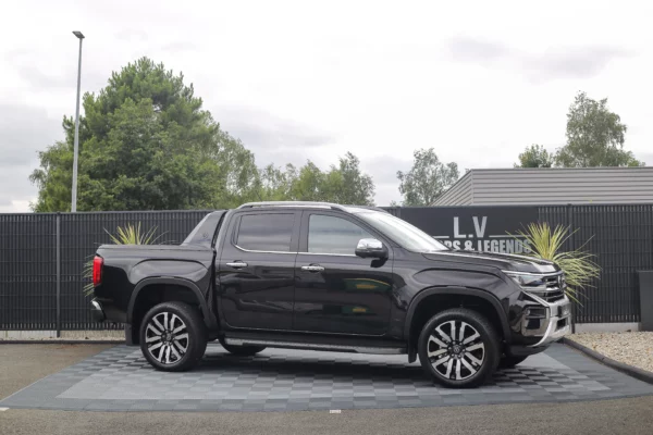 Amarok Noir LV Motors & Legends