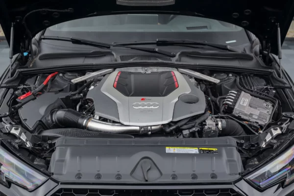 Audi RS4 B9 Noir LV Motors & Legends