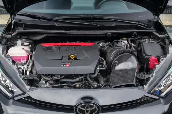 TOYOTA YARIS IV 1.6 VVT-I 261 GR TRACK AWD 261 ch LV Motors & legends