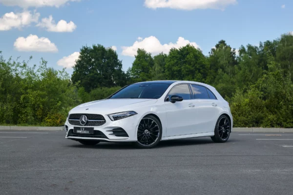 Mercedes Classe A Blanche LV Motors & Legends