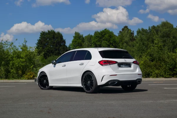 Mercedes Classe A Blanche LV Motors & Legends