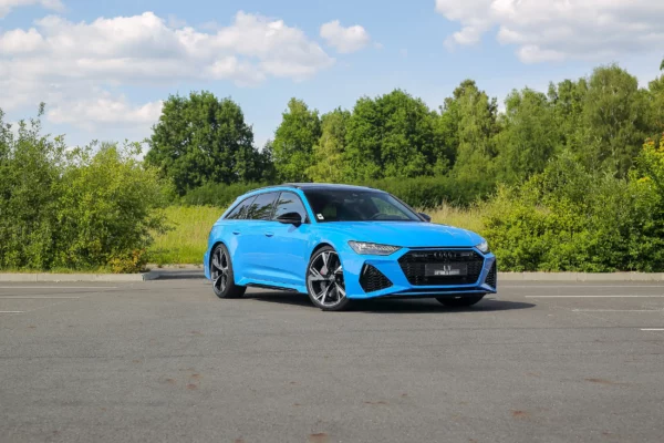 AUDI RS6 IV AVANT C8 bleu LV Motors & Legends