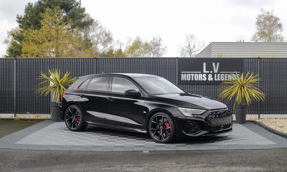 Audi RS3 8y Sportback Performance 407 ch Noir LV Motors & Legends